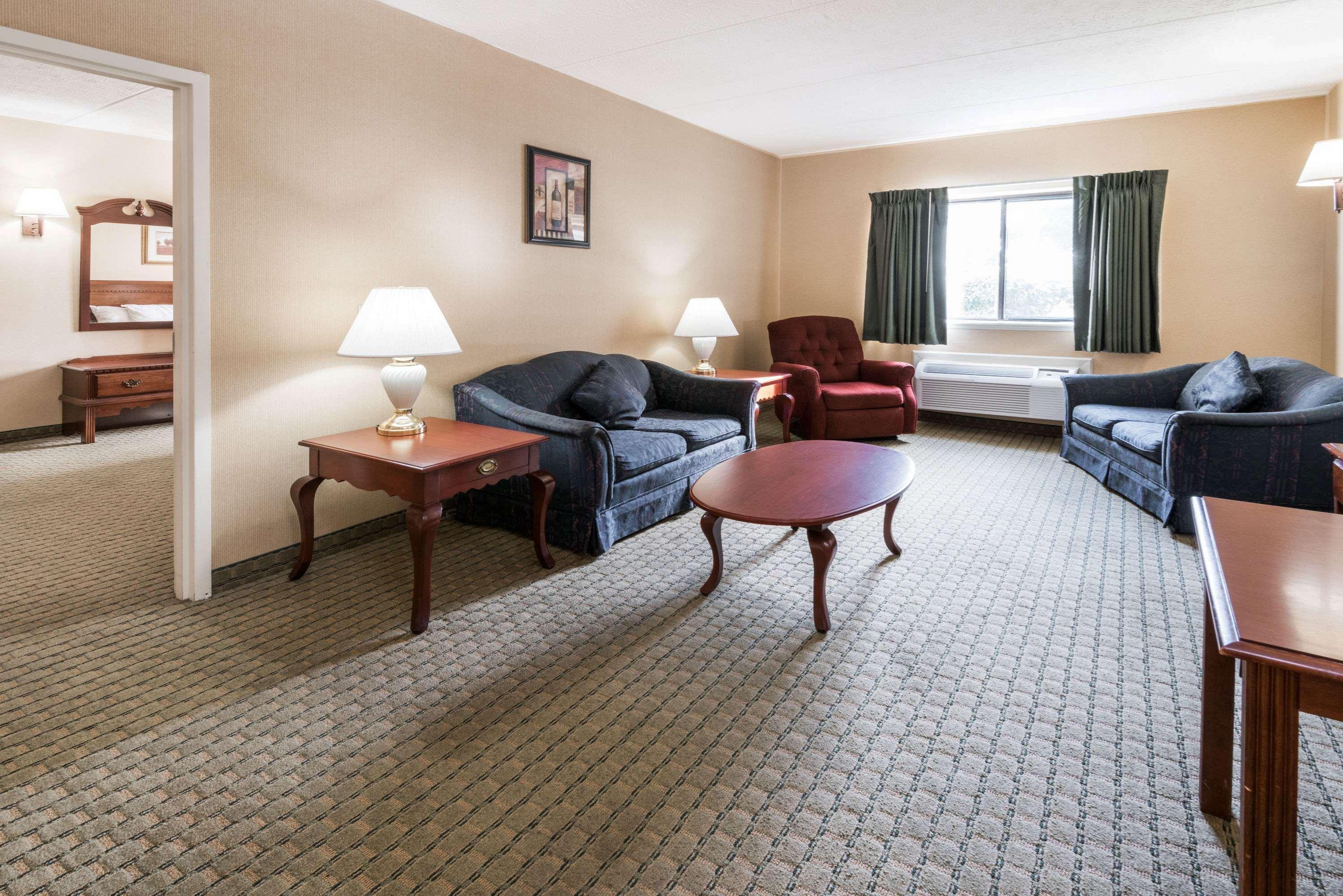 Super 8 By Wyndham Henrietta/Rochester Area Exterior foto